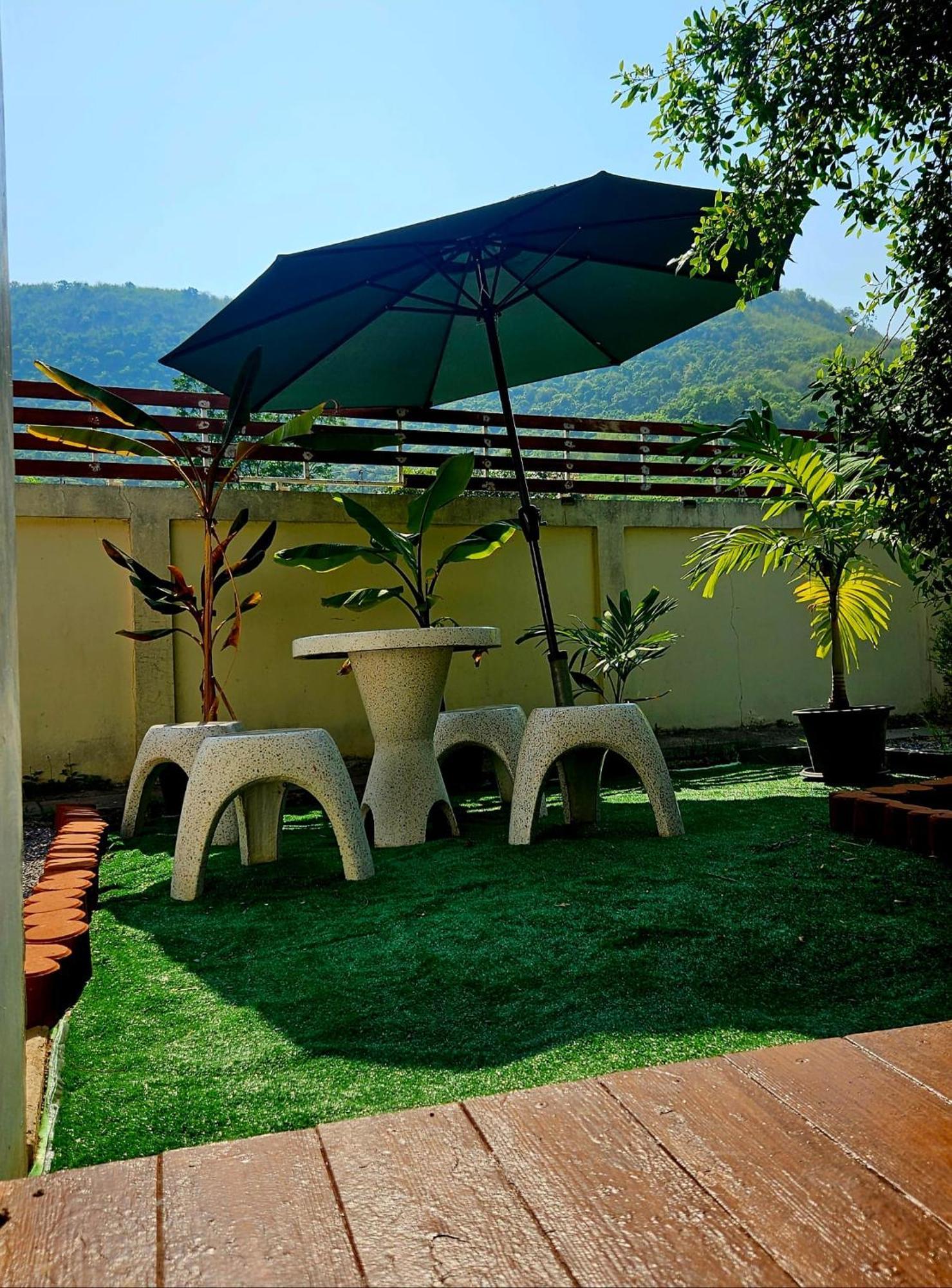 The Hillside Pranburi Resort Exterior foto